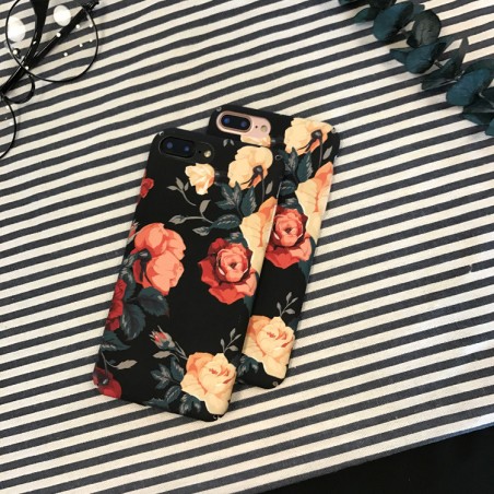 Gorgeous Retro Roses Mobile Phone Case